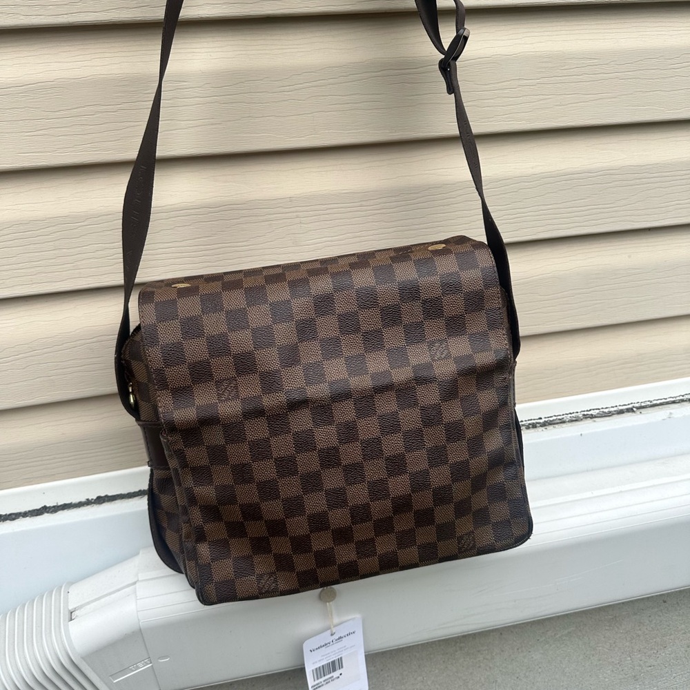 Pre-Love Louis Vuitton Damier Brown Checkered unisex Crossbody Bag - Picture 2 of 16